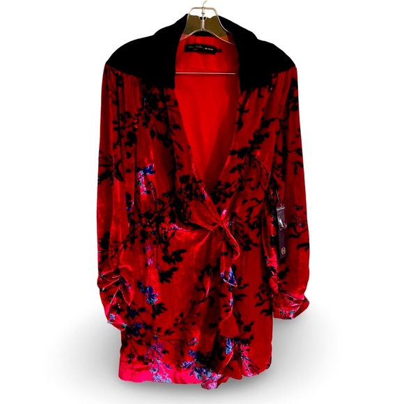 House of Harlow 1960 Dresses & Skirts - Red Velvet House of Harlow Dress/Coat with Vibrant Blue Floral Print S